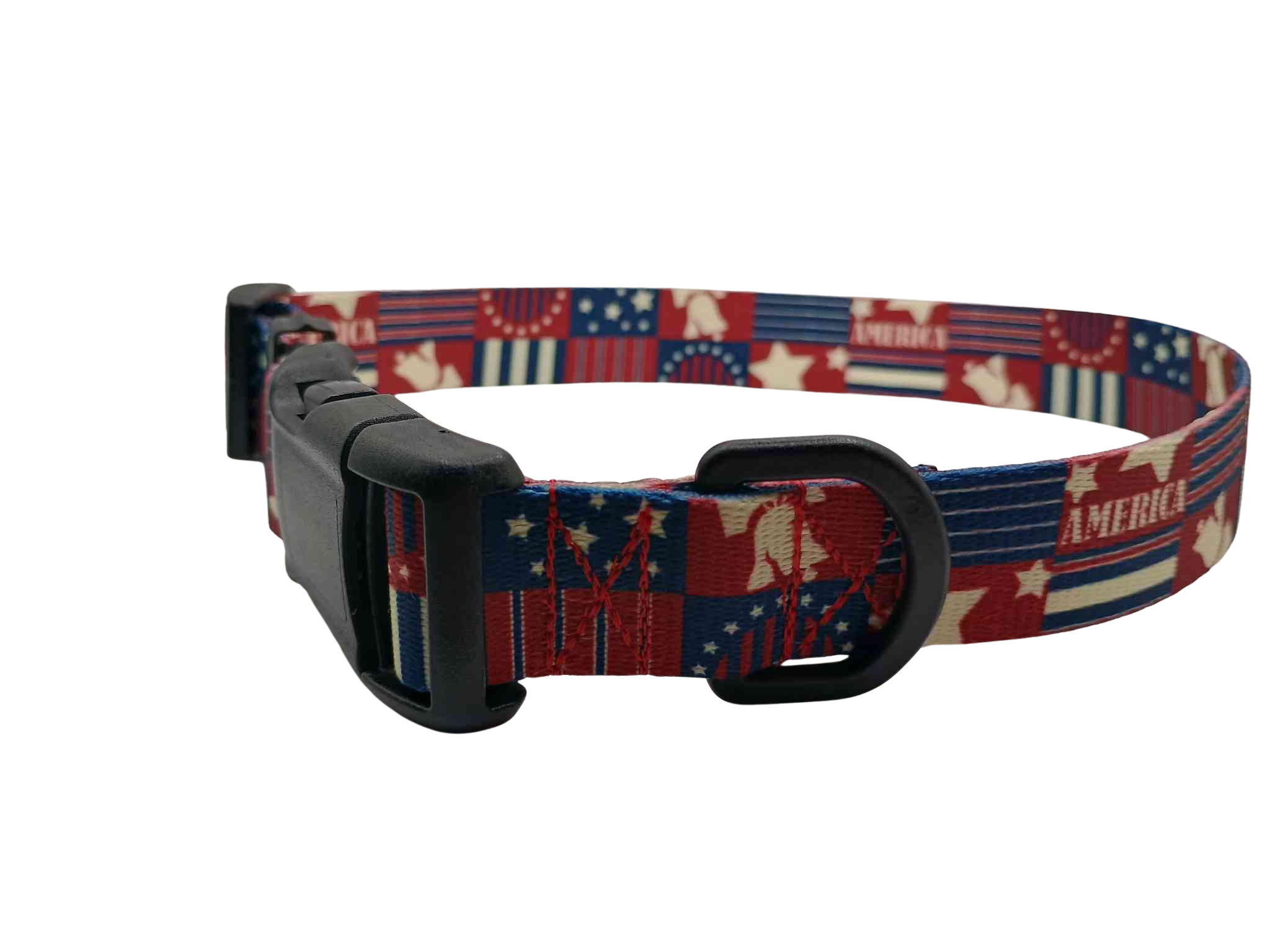 Featuring the '76 American style print, this buckle collar features a mix of medium-brick red, blue and splashes of cream.