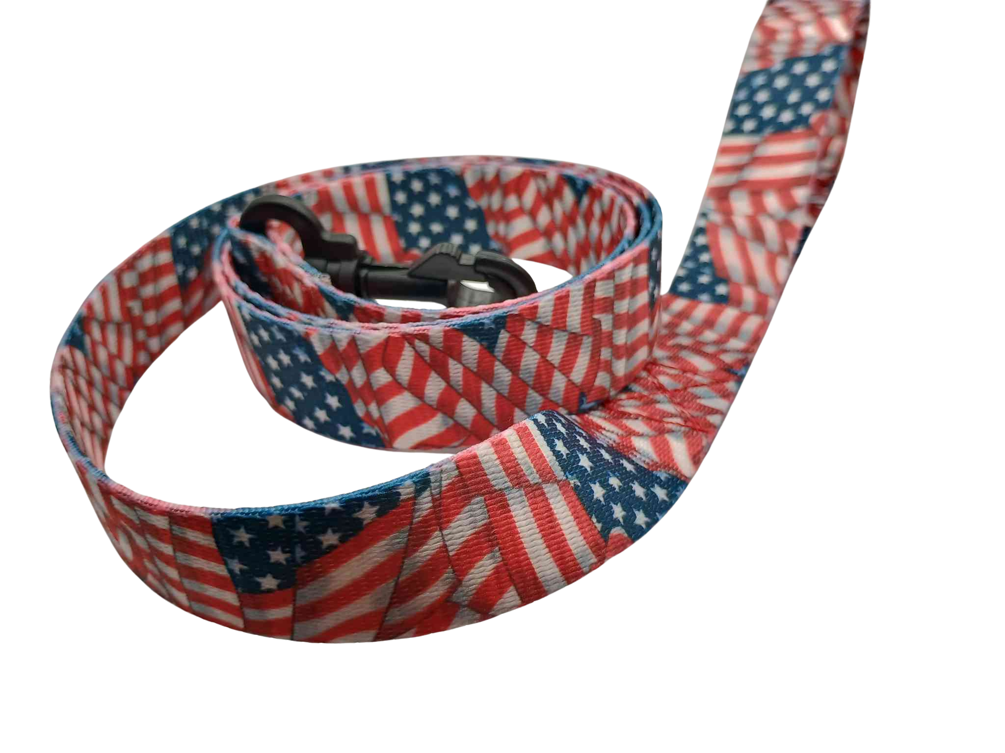 This leash features Patriotic Tribute print with red, white & blue flag print in the wind.