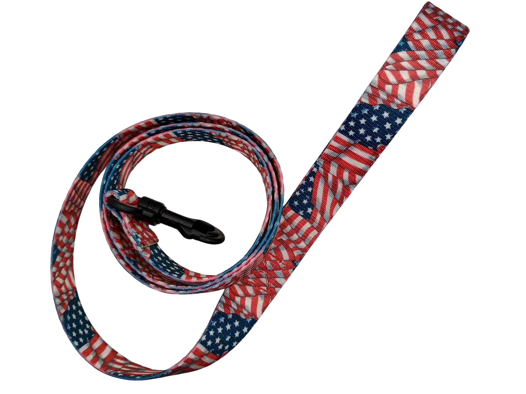 This leash features Patriotic Tribute print with red, white & blue flag print in the wind.