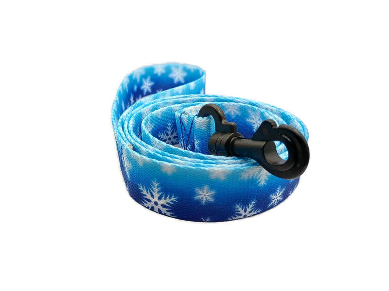 Winter Wonderland Metal Free Leash